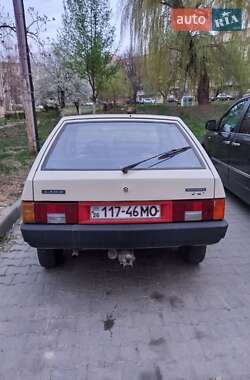 Хэтчбек ВАЗ / Lada 2109 1996 в Черновцах