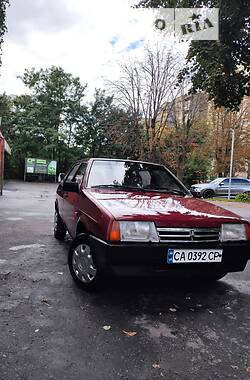 Хэтчбек ВАЗ / Lada 2109 2000 в Черкассах