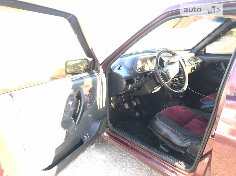 Хэтчбек ВАЗ / Lada 2109 2007 в Житомире фото 5 Хэтчбек ВАЗ / Lada 2109 2007 в Житомире