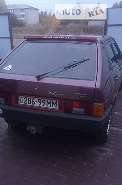Хэтчбек ВАЗ / Lada 2109 1995 в Нежине