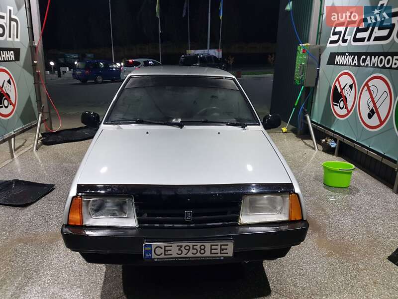 Хетчбек ВАЗ / Lada 2109 2003 в Чернівцях