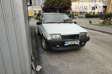 Хетчбек ВАЗ / Lada 2109 2004 в Золочеві