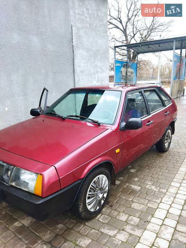 Хэтчбек ВАЗ / Lada 2109 1992 в Коломые