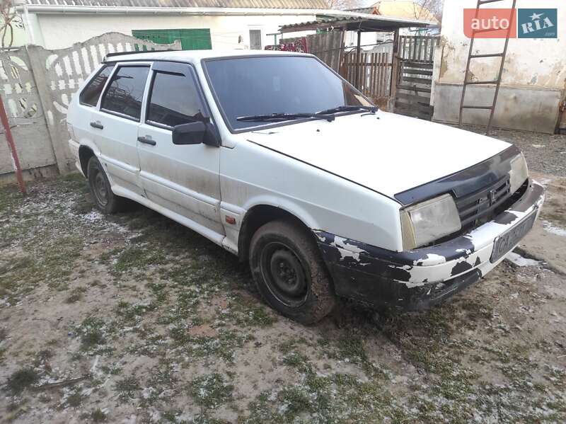 Хэтчбек ВАЗ 2109 1992 в 