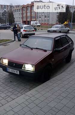 Хетчбек ВАЗ / Lada 2109 2002 в Львові