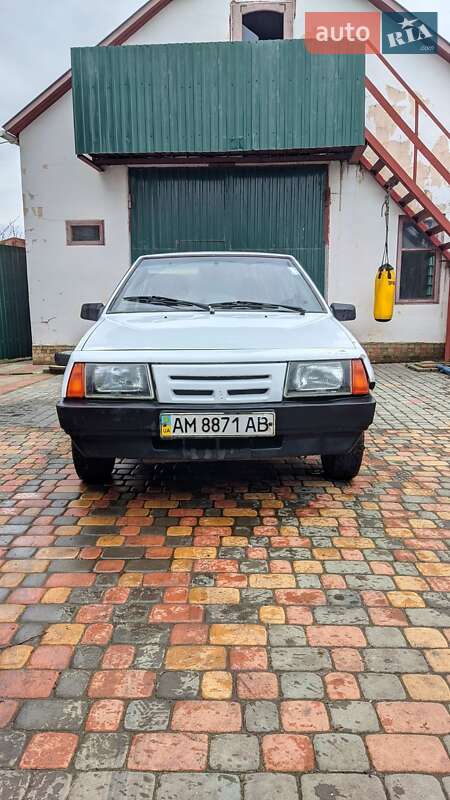 Хетчбек ВАЗ / Lada 2109 1988 в Бердичеві
