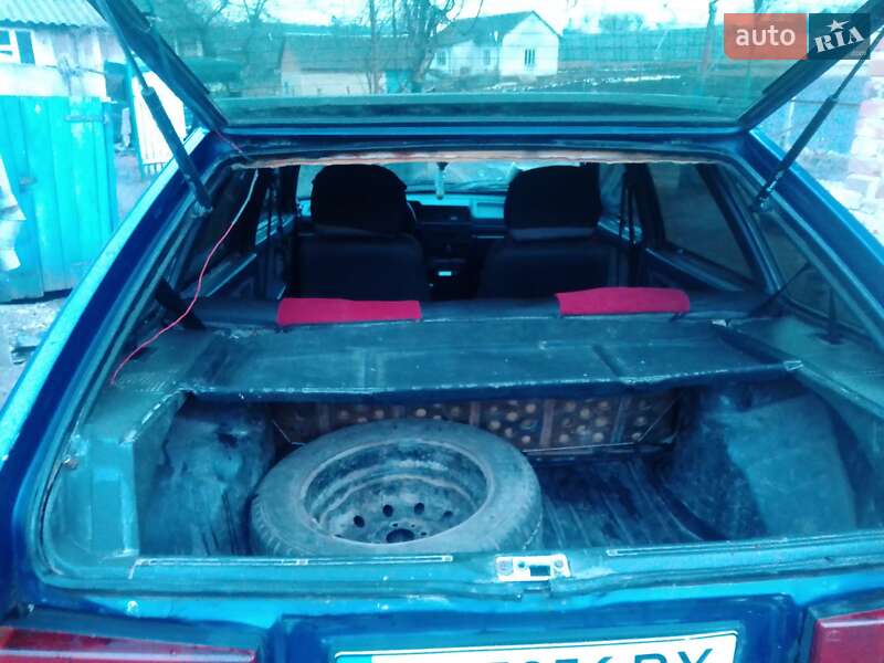 Хетчбек ВАЗ / Lada 2109 2003 в Підгайцях