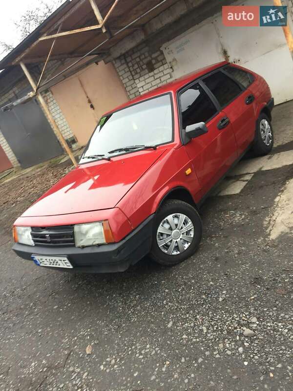 Хэтчбек ВАЗ / Lada 2109 1991 в Кривом Роге фото 2 Хэтчбек ВАЗ / Lada 2109 1991 в Кривом Роге
