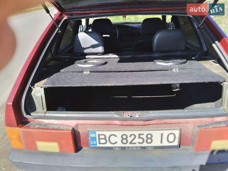 Хетчбек ВАЗ / Lada 2109 1998 в Львові фото 9 Хетчбек ВАЗ / Lada 2109 1998 в Львові