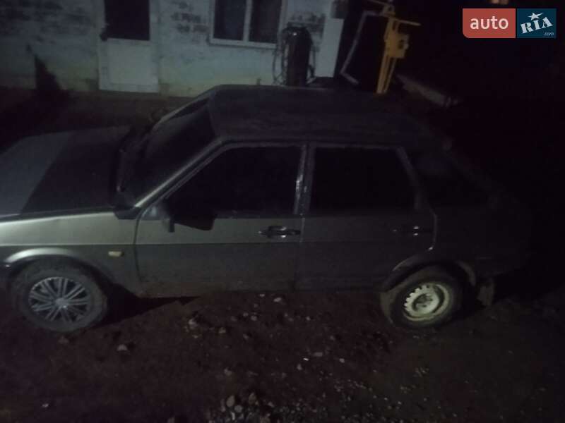 Хэтчбек ВАЗ / Lada 2109 2002 в Жмеринке