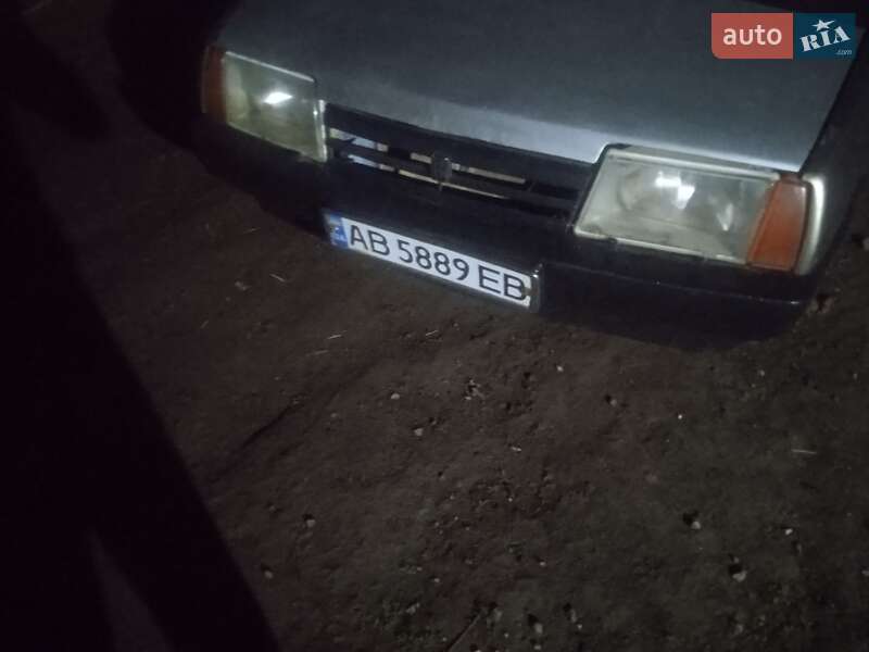 Хэтчбек ВАЗ / Lada 2109 2002 в Жмеринке