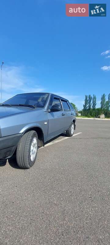 Хэтчбек ВАЗ / Lada 2109 2008 в Кривом Роге