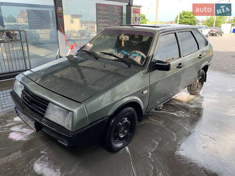 Хэтчбек ВАЗ / Lada 2109 1991 в Запорожье фото 5 Хэтчбек ВАЗ / Lada 2109 1991 в Запорожье