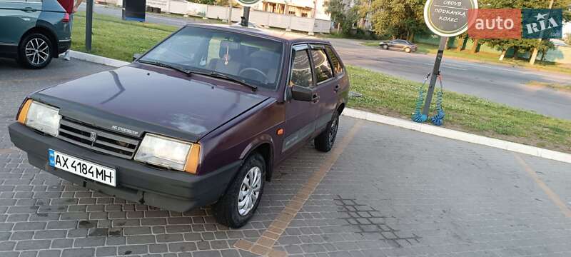 Хэтчбек ВАЗ / Lada 2109 1992 в Харькове