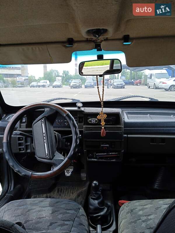 Хетчбек ВАЗ / Lada 2109 1999 в Кривому Розі фото 12 Хетчбек ВАЗ / Lada 2109 1999 в Кривому Розі