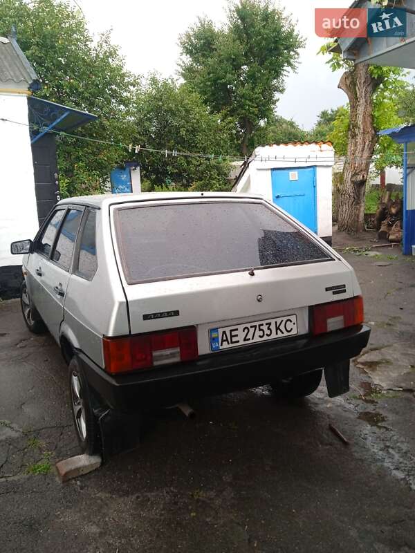 Хетчбек ВАЗ / Lada 2109 2003 в Дніпрі
