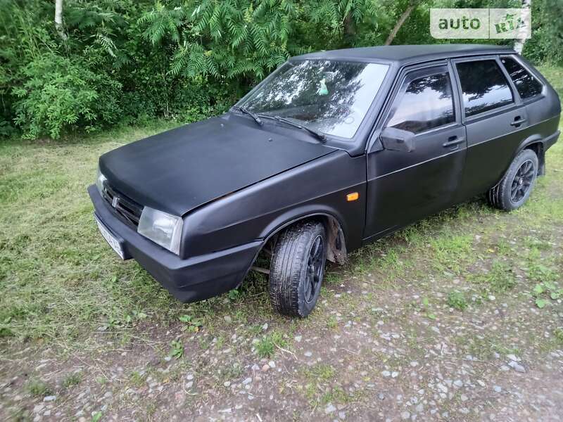 Хэтчбек ВАЗ / Lada 2109 1990 в Ивано-Франковске