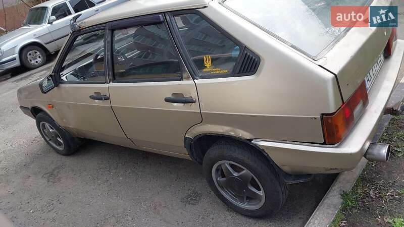 Хэтчбек ВАЗ / Lada 2109 1988 в Харькове