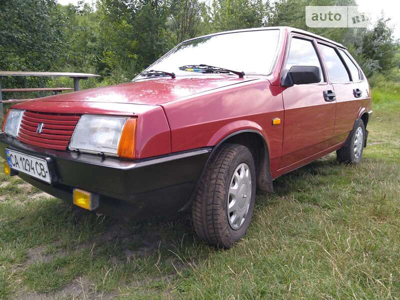 Хэтчбек ВАЗ / Lada 2109 1989 в Ватутино