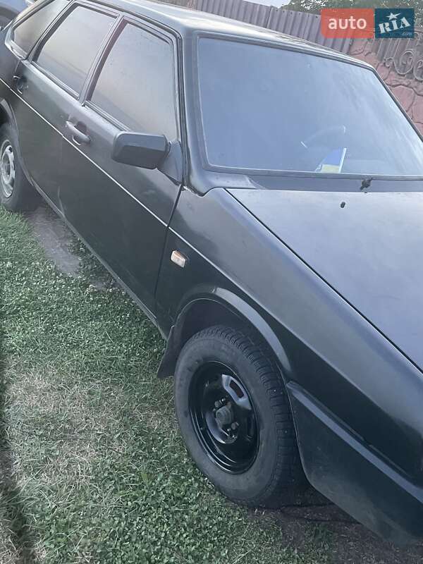 Хэтчбек ВАЗ / Lada 2109 1995 в Петропавловке