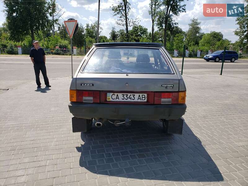 Хэтчбек ВАЗ / Lada 2109 1991 в Звенигородке