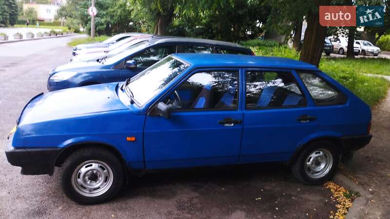 Хэтчбек ВАЗ / Lada 2109 1990 в Львове