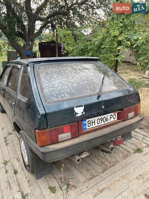 Хэтчбек ВАЗ / Lada 2109 2002 в Тарутине