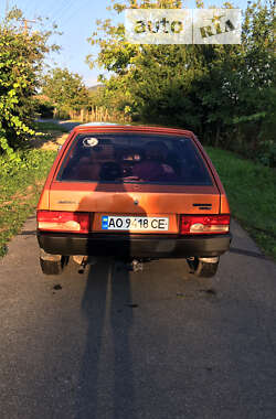Хэтчбек ВАЗ / Lada 2109 1999 в Мукачево
