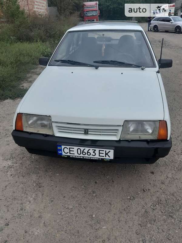 Хэтчбек ВАЗ / Lada 2109 1992 в Черновцах