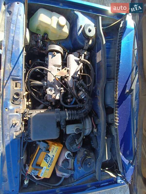 Хэтчбек ВАЗ / Lada 2109 2002 в Каневе