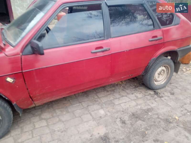 Хэтчбек ВАЗ / Lada 2109 1987 в Казанке