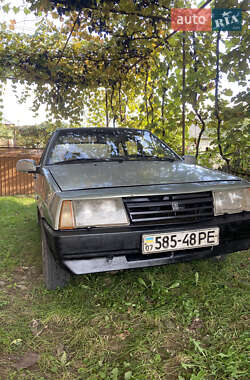 Хэтчбек ВАЗ / Lada 2109 1991 в Иршаве