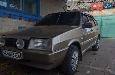 Хэтчбек ВАЗ 2109 1989 в 