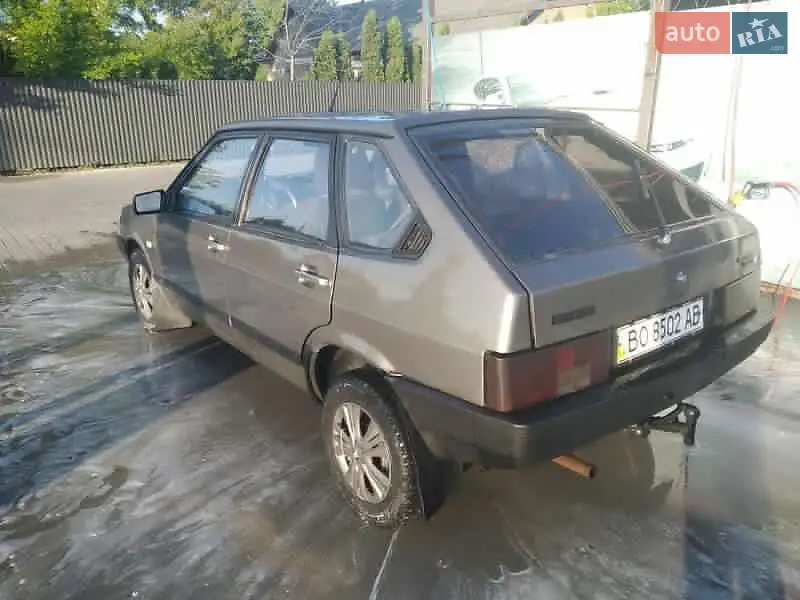 ВАЗ / Lada 2109