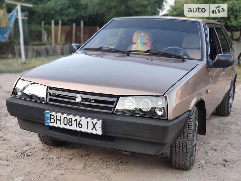 Хэтчбек ВАЗ / Lada 2109 1996 в Тарутине