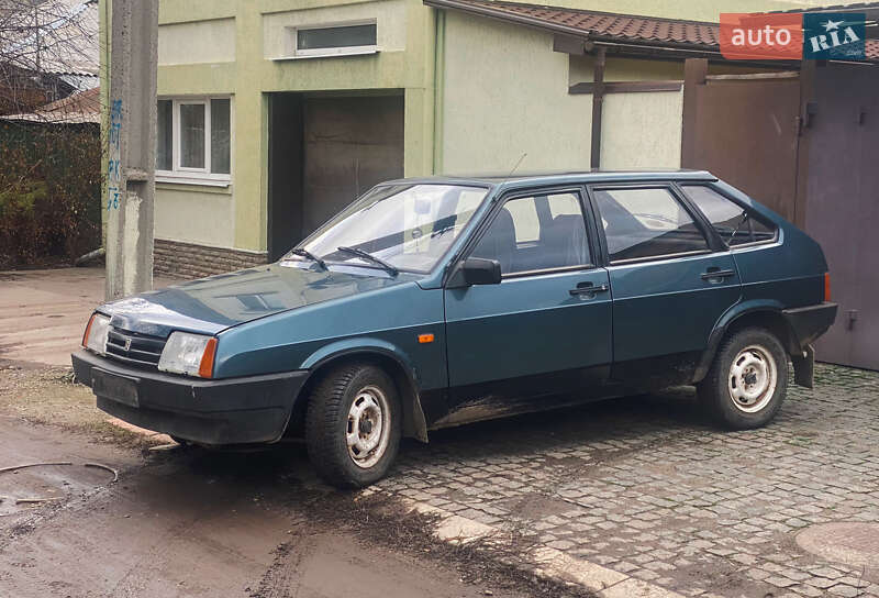 Хетчбек ВАЗ / Lada 2109 2000 в Харкові