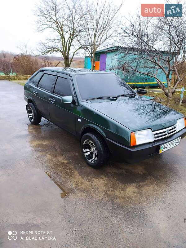 Хэтчбек ВАЗ / Lada 2109 2003 в Коблеве
