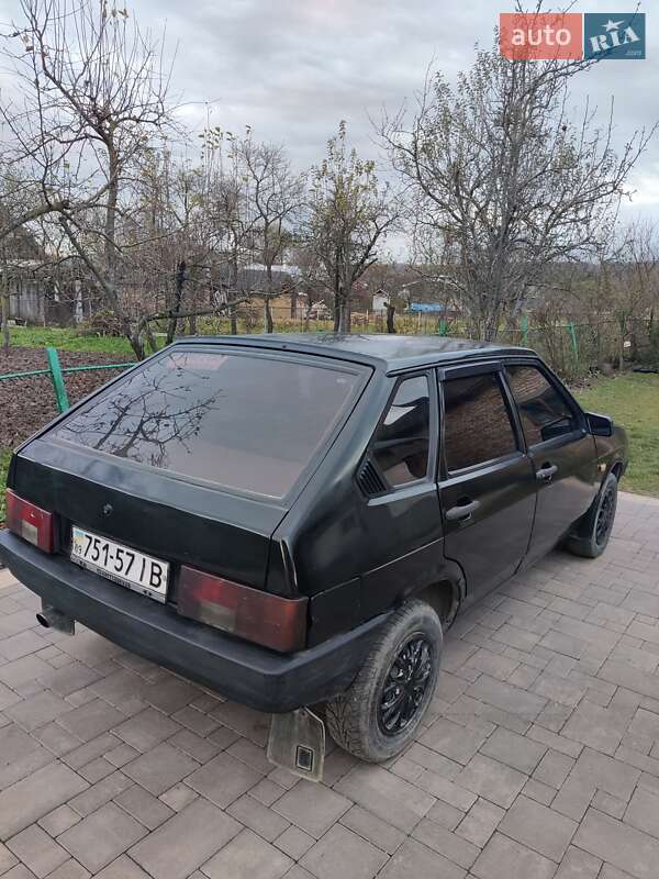 Хэтчбек ВАЗ / Lada 2109 1990 в Косове