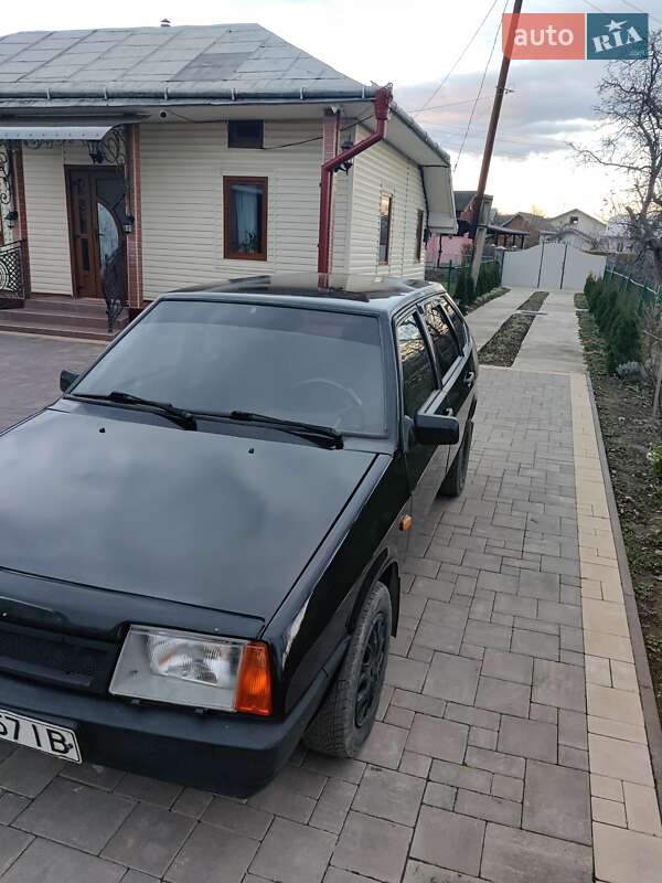 Хэтчбек ВАЗ / Lada 2109 1990 в Косове