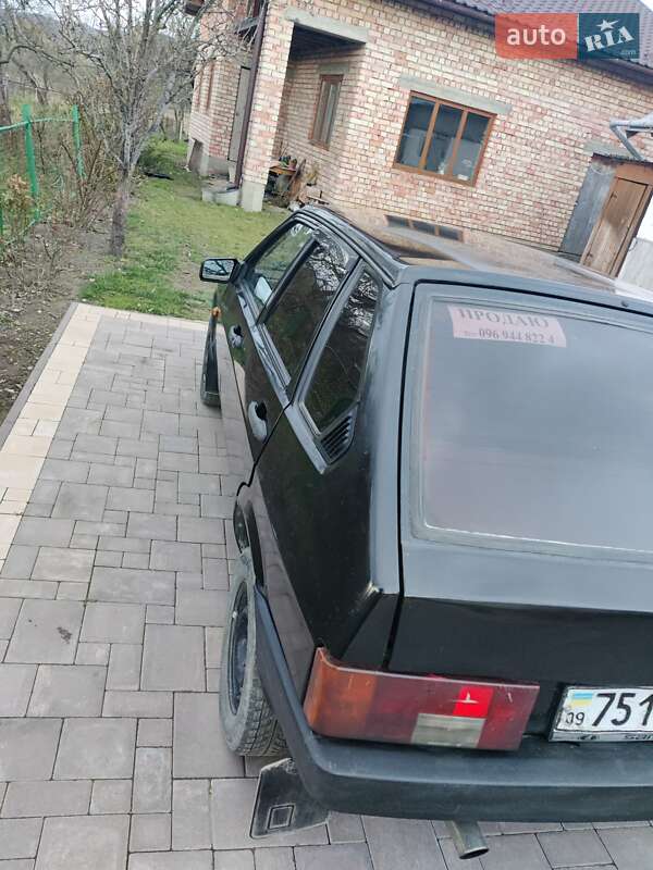 Хэтчбек ВАЗ / Lada 2109 1990 в Косове