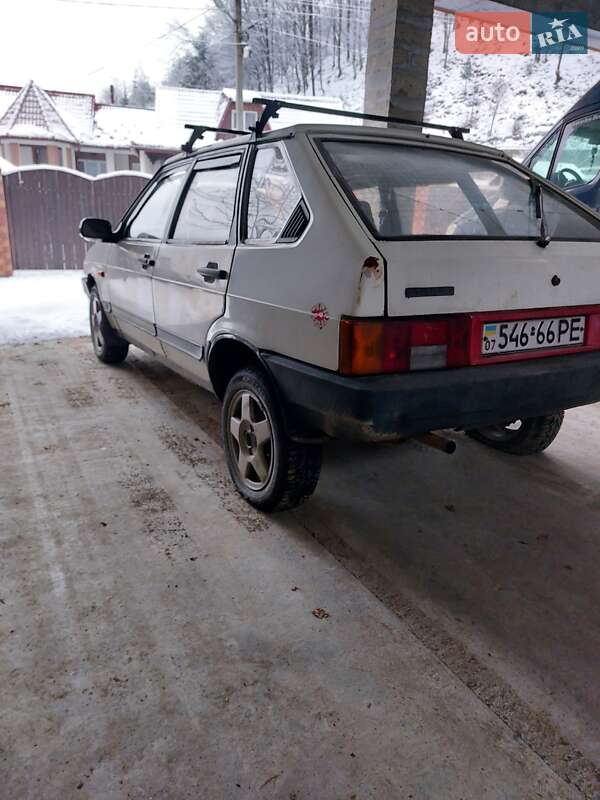 Хетчбек ВАЗ / Lada 2109 1989 в Ужгороді
