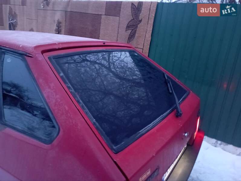 Хэтчбек ВАЗ / Lada 2109 1993 в Носовке