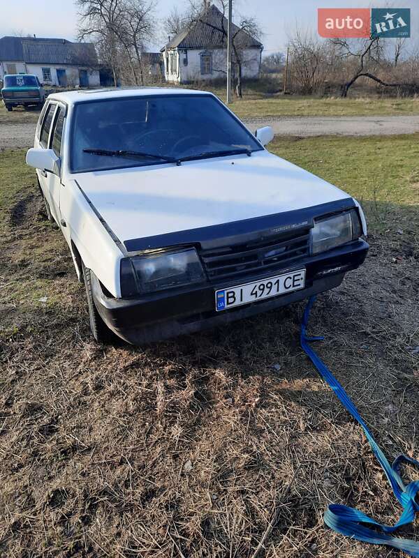 Хэтчбек ВАЗ / Lada 2109 1988 в Семеновке