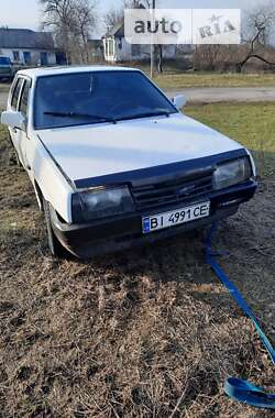 Хэтчбек ВАЗ / Lada 2109 1988 в Семеновке