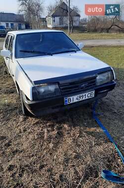 Хэтчбек ВАЗ 2109 1988 в 