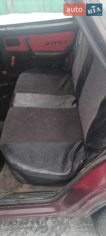 Хэтчбек ВАЗ / Lada 2109 1993 в Глухове фото 8 Хэтчбек ВАЗ / Lada 2109 1993 в Глухове