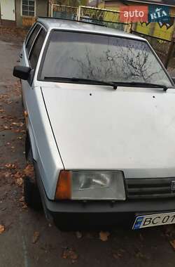 Хэтчбек ВАЗ 2109 2004 в 