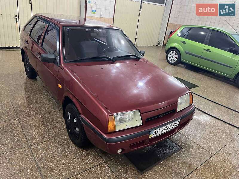 Хэтчбек ВАЗ / Lada 2109 1998 в Запорожье