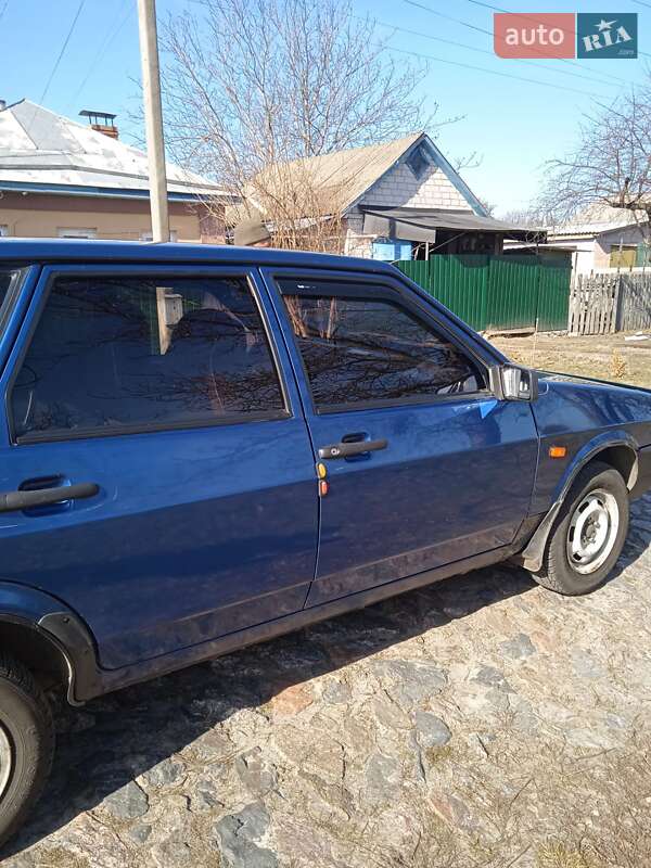 Хэтчбек ВАЗ / Lada 2109 2006 в Черкассах