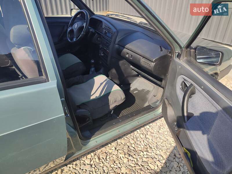 Хетчбек ВАЗ / Lada 2109 2007 в Івано-Франківську